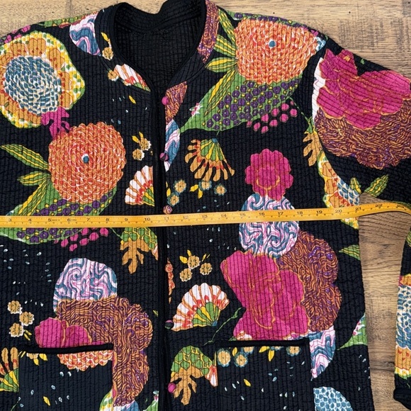 Colorful Women's Jacket with Floral Design - Picture 4 of 10